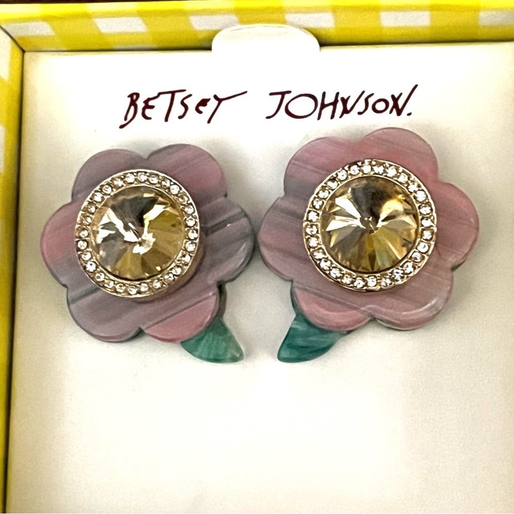 Betsey Johnson earrings with added matching ring - Picture 3 of 9